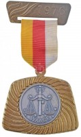 Ausztria 1976. 'Bak' fém jelvény (~52x56mm) T:2
Austria 1976. 'Steinbock' fém jelvény (~52x56mm) C:XF
