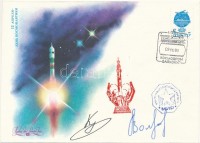 Alekszandr Volkov (1948- ) és Szergej Krikaljov (1958- ) szovjet űrhajósok aláírásai emlékborítékon, MIR alkalmi bélyegzéssel /

Signatures of Aleksandr Volkov (1948- ) and Sergey Krikalyov (1958- ) Soviet astronauts on envelope with