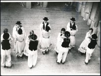 cca 1973 Zsigri Oszkár (1933-?) budapesti fotóművész hagyatékából 3 db vintage fénykép, kettő feliratozott, 24x18 cm