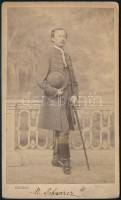 cca 1860 Schvarcz Gyula (1839-1900) történész, jogtörténész, művelődéspolitikus, egyetemi tanár, országgyűlési képviselő, MTA tagja, műtermi keményhátú fotója, Barabás (Pest) műterméből, 10,5x6 cm