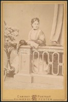 Kuncz Jenőné, Fabricius Jozefin, Kuncz Jenő jogtudós feleségének fényképe.11x17 cm