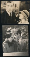 Gary Cooper (1901-1961)  színész partnernőivel, 2 db fotó, hátoldalukon pecséttel jelzettek (farkas József Manó), ragasztásnyomokkal, 11x14 és 15x13 cm