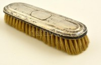 Ezüst (Ag.) cipőkefe, jelzett, kopásokkal, 15,5×4,5 cm, bruttó 53,2 g