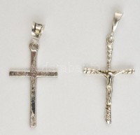 Ezüst(Ag) kereszt függő, 2 db, jelzett, 3,3x1,5 cm, nettó: 2,2 g