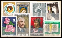 1972 8 klf önálló vágott bélyeg, néhány ívszéli (9.000)