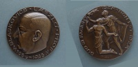 Reményi József (1887 - 1978): Blaskovics László professzor, az Állami Szemkórház igazgató főorvosa, 1939., bronz, 92 mm