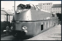 1983 DRG Class 05 001 típusú német gőzmozdony, Nürnberg, feliratozott sajtófotó, pecséttel jelzett, 11×17 cm / DRG Class 05 001 locomotive, press photo