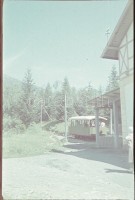 cca 1940 Tátra, 4 db háború előtti Agfacolor diapozitív: vasútállomás, kisvasút, épületek, stb.