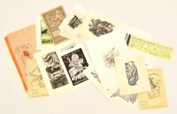 25 db különféle külföldi ex libris (Zbigniew Dolatowski, Tadeusz Szumarsli, Mirjam Kinos, stb.), linó/fametszet/rézkarc, papír, egy részük jelzett a dúcon, különböző méretben
