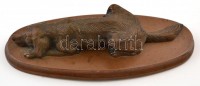 Jelzés nélkül: Fekvő vadászkutya, bronz, bronz talapzaton, m:4 cm, h:19,5 cm