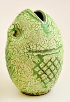 Gorka Géza (1894-1971): Halas váza. Kézzel festett repesztett mázas kerámia, jelzett (Nógrádverőce),  jó  állapotban, m:18 cm