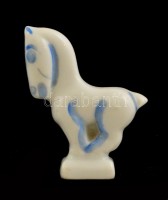 Herendi mini lovacska, kézzel festett  hibátlan, jelzett, m: 5 cm