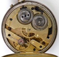 Remontoir ezüst fedeles zsebóra, hibátlan számlappal, szép állapotban, tisztításra szoruló szerkezettel / Silver pocket watch. Needs repair.  d:4,6 cm