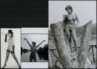 Szép leányok örvendeznek, cca 1973 és 1986 között készült, szolidan erotikus felvételek vegyes válogatása, 4 db vintage negatív (6x6 cm) + 9 db vintage fotó, és/vagy mai nagyítás, a papírképek és a negatívok között nincs