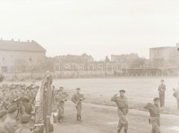 1963 Budapest, X. ker., kőbányai városképek, utcafotók, épületfelvételek, 21 db szabadon felhasználható vintage negatív, 4x4 cm és 6x6 cm között