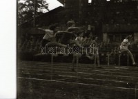 1945 szeptember 9. Budapest, atlétikai bajnokság és néhány városkép, 23 db vintage negatív Rózsa György  fotóriporter hagyatékából, 24x36 mm