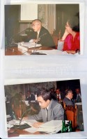 cca 1990 Egy magyar diplomata fotó naplója. Kb 120 db fénykép hivatalos programokról, tárgyalásokról igényes berakóban. A képeken ma is aktív politikusok is nagy számban