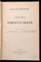 1934. évi törvénycikkek. Jegyzetekkel ellátták Dr. Degré Miklós, Dr. Várady-Brenner Alajos. Magyar Törvények. Codex Hungaricus. Bp.,(1935, Révai. Kiadói aranyozott félvászon-kötés, kopottas borítóval, de belül jó állapotban.