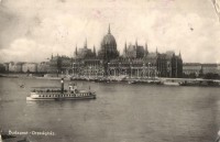 40 db régi és modern magyar városképes lap vegyesen, főleg Budapest és a Balaton környéke / 40 pre-1945 and modern Hungarian town-view postcards mixed, mainly Budapest and Lake Balaton