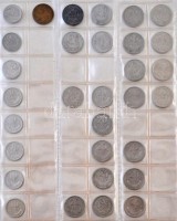 Lengyelország ~1966-1986. 179db-os fémpénz gyűjtemény albumba rendezve, közte forgalmi emlékkiadások is T:vegyesPoland ~1966-1986. 179pcs coin collection with some commemorative issues C:mixed
