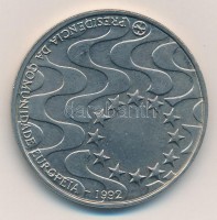 Portugália 1992. 200E Cu-Ni 'Az Európai Közösség portugál elnöksége' T:1-Portugal 1992. 200 Escudos Cu-Ni 'Portugal's Presidency of the European Community' C:AUKrause KM#663