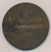 Ausztria 1935. '12. Länderkampf Westungar-Steiermark 1935' Br sportérem. Szign.: Räth Fec (50mm) T:2-Austria 1935. 12. Länderkampf Westungar-Steiermark 1935' Br sports award medallion. Sign.: Räth Fec (50mm) C:VF