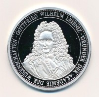 Németország 1994. 'Gottfried Wilhelm Leibniz - A német történelem csúcspontjai' jelzett Ag emlékérem, tanúsítvánnyal (20g/0.999/40mm) T:PPGermany 1994. 'Gottfried Wilhelm Leibniz - Höchepunkte der deutschen Geschichte' hallmarked Ag
