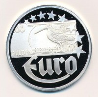 Németország 1997. 'Hollandia Gulden - Az első Euro veretek' jelzett Ag emlékérem, tanúsítvánnyal (20g/0.999/40mm) T:PPGermany 1997. 'Niederlande Gulden - Die ersten Euro-Prägungen' hallmarked Ag medallion with certificate