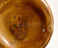 cca 1930 Zsolnay St. Hubertus italpalack, levonó képes, mázas cserép, apró máz kopással, jelzett, formaszám: 6386, m:24,5 cm