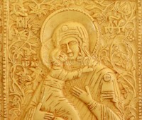 Szűz Mária a kis Jézussal, csontőrlemény ikon, kis kopásokkal, 13,5×12 cm