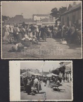 cca 1950 Kolozsvár, Cluj; tyúk piac, Széchényi tér, 2 db fotó, egyiken szakadás, 8,5x13,5 és 12x17,5 cm