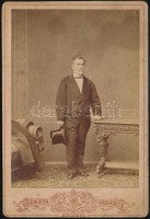 cca 1876 Kozmata Ferenc budapesti műtermében készült kabinetfotó, 16x11 cm