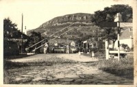 1943 Badacsonlábdihegy (Badacsonytördemic), Vasútállomás, sorompó, borozó kerthelyiség. photo (fl)
