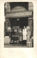 Budapest VI. Aradi utca 32. Schneider Hugó üzlete. photo (EK)