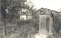 1967 Celldömölk, Belvárosi részlet, árnyékszék. photo