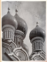 V. Kostochkin: Old Russian towns. Moszkva, 1972, Iskusstvo. Kiadói egészvászon kötés, tékában, jó állapotban.