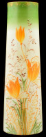 cca 1910 Fújt tejüveg váza, részben kézzel festett, kis karcolásokkal, csorba és jelzés nélkül, m: 32,5 cm