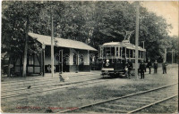 1911 Debrecen, Nagyerdei villamos megálló szerelvénnyel. Thaisz Arthur kiadása