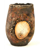 Raku mécsestartó, csiszolt ásvánnyal, apró hibákkal, jelzés nélkül, m: 14,5 cm