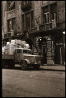 cca 1951 Teherautó előlről, hátulról, oldalról, 4 db vintage negatív Fekete György (1904-1990) budapesti fényképész hagyatékából, 24x36 mm