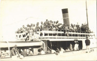 Balatonlelle, 'KELÉN' csavargőzös, kapitány, utasok. Somogyi Lajos fényképész felvételei - 2 db régi fotó / 2 pre-1945 photos