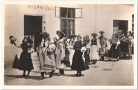 V. Népszokások stb. 48. Lakodalmas menet Somogyban / Hungarian folklore, wedding parade. Holló Mihály