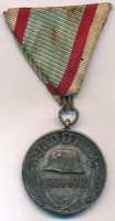1929. 'Magyar Háborús Emlékérem kardokkal, sisakkal' ezüstözött Br kitüntetés mellszalagon, fémjel nélkül T:2,2-Hungary 1929. 'Hungarian Commemorative War Medal with swords and a helmet' silver plated Br decoration with ribbon,
