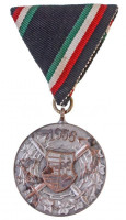 ~2000. '1956-os Emlékérem / A hazáért és a szabadságért'  nem hivatalos kitüntetés, hátoldalon 'D.L. Vésnök Kft.' gyártói jelzéssel T:2,2- ezüstözés kopott