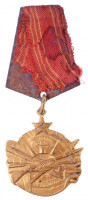 Jugoszlávia 1943-1999. 'Bátorság Rend' kitüntetés sérült mellszalaggal, hátoldalán '92925' sorszám T:2,2-Yugoslavia 1943-1999. 'Order of Bravery' decoration with damaged ribbon, with '92925' number on reverse C:XF,VF