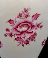 Herendi virágmintás váza, kézzel festett, jelzett, hibátlan, m: 22,5 cm