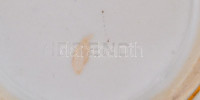 Herendi virág mintás bonbonniere. Kézzel festett, jelzett, karcolással. d: 11 cm