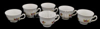 Zsolnay virágmintás porcelán készlet, 31db-os, kínáló tállal, tányérokkal, csészékkel, aljakkal, jelzett, matricás, apró kopásnyomokkal, csorbával, az egyik csésze pótolt