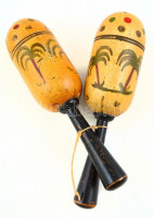 A maracas vagy rumbatök pár. Kézzel festett. 25 cm