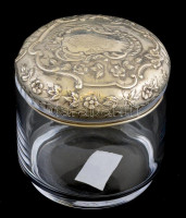 Ezüst(Ag) fedelű üveg cukortartó, jelzett, modern üveggel, d: 10,5 cm, m: 10 cm, ezüst: 64,25 g